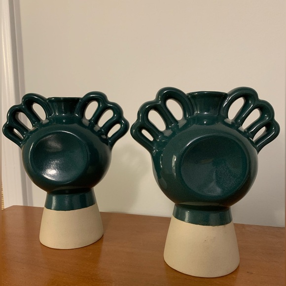 Anthropologie Other - Anthropologie midcentury modern peacock vases, glossy green and matte beige (2)
